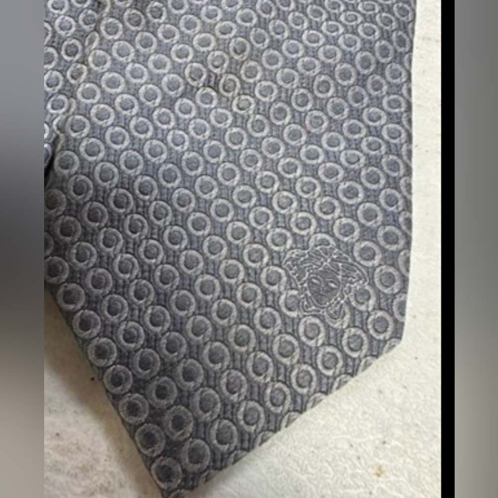 Versace Designer Necktie Tie Shirt Collar